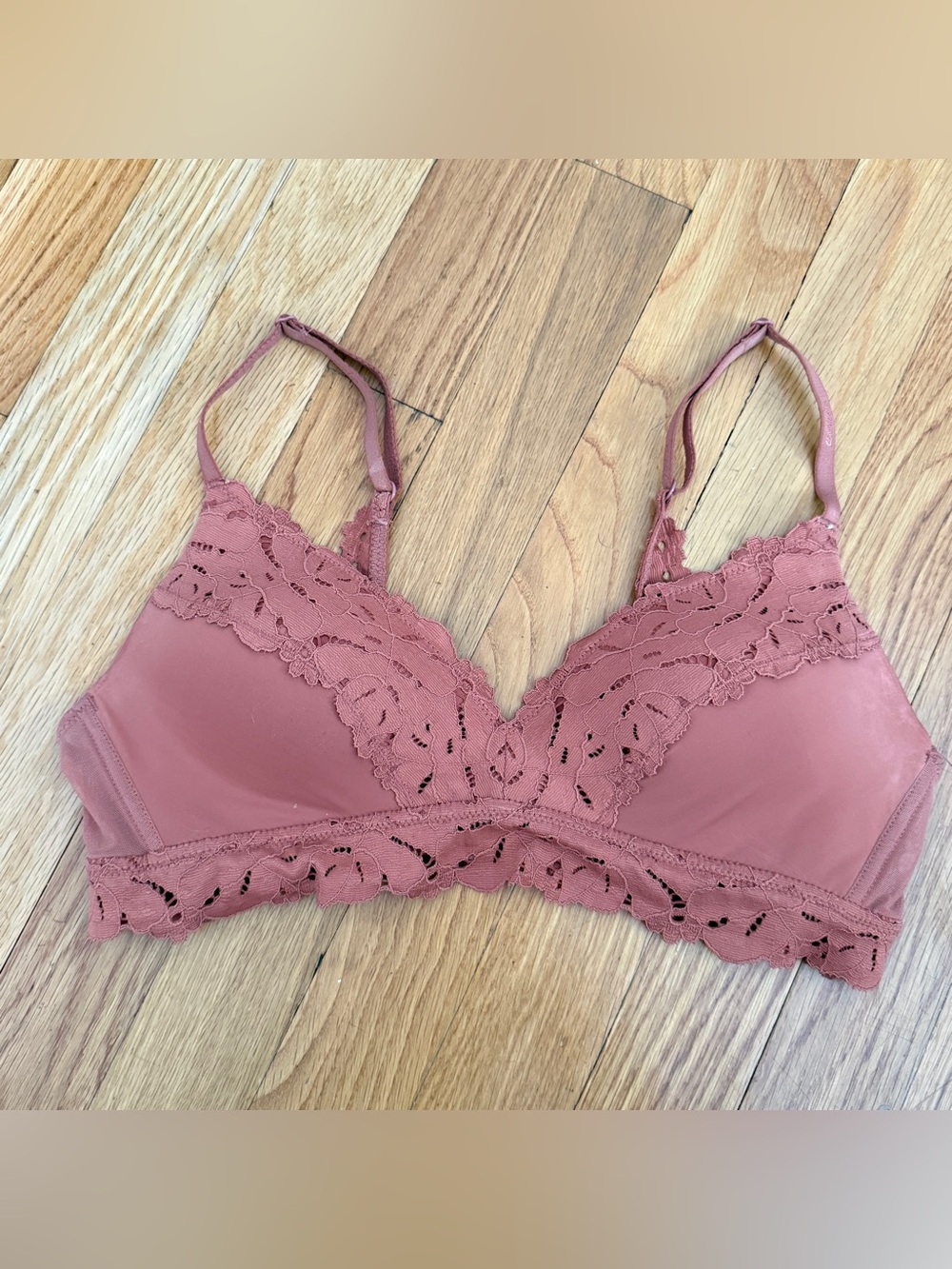 Aerie Mauve Lace Wireless Bra 34B